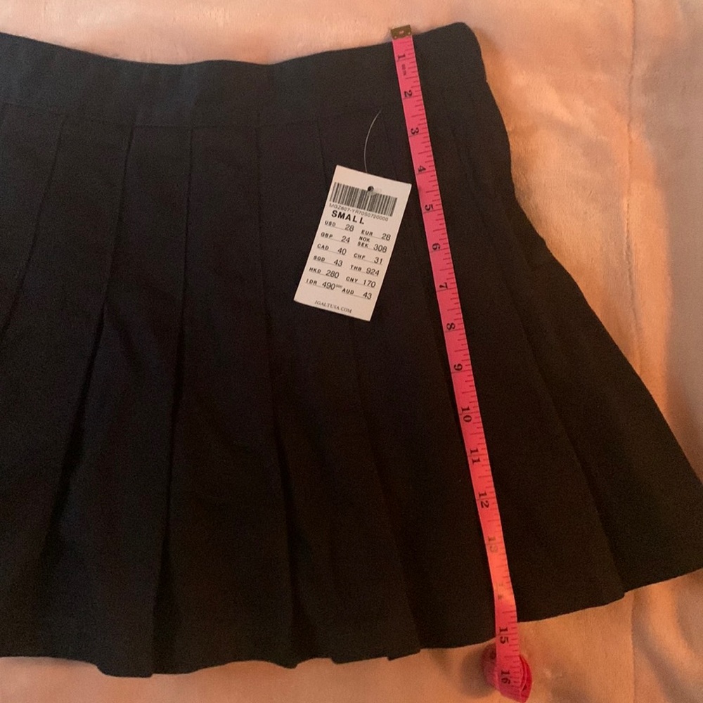 Pleated skort